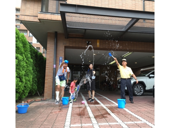 将来有望 大阪府 RAV4 さん